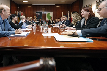 tavolo incontro Ministro associazioni disabili 360x240